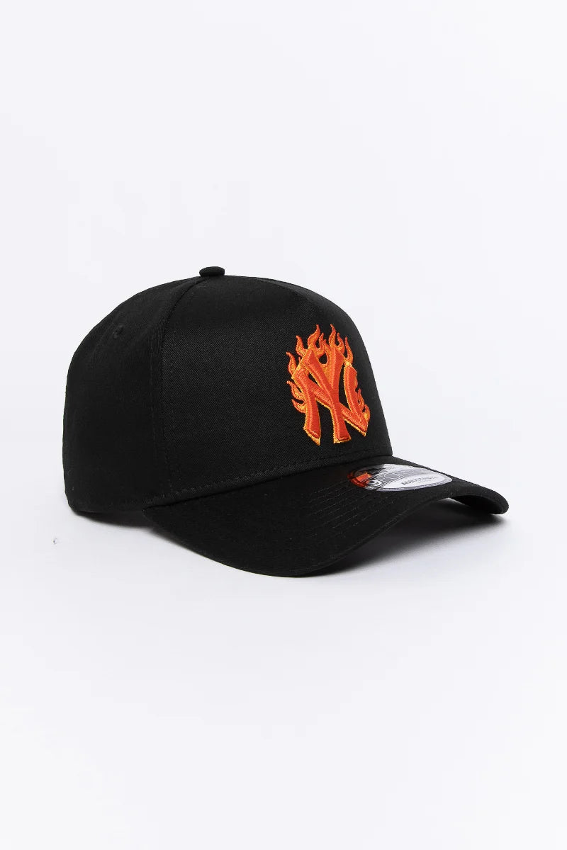 NY Yankees Fire vs Lightning 9Forty A-Frame Snapback