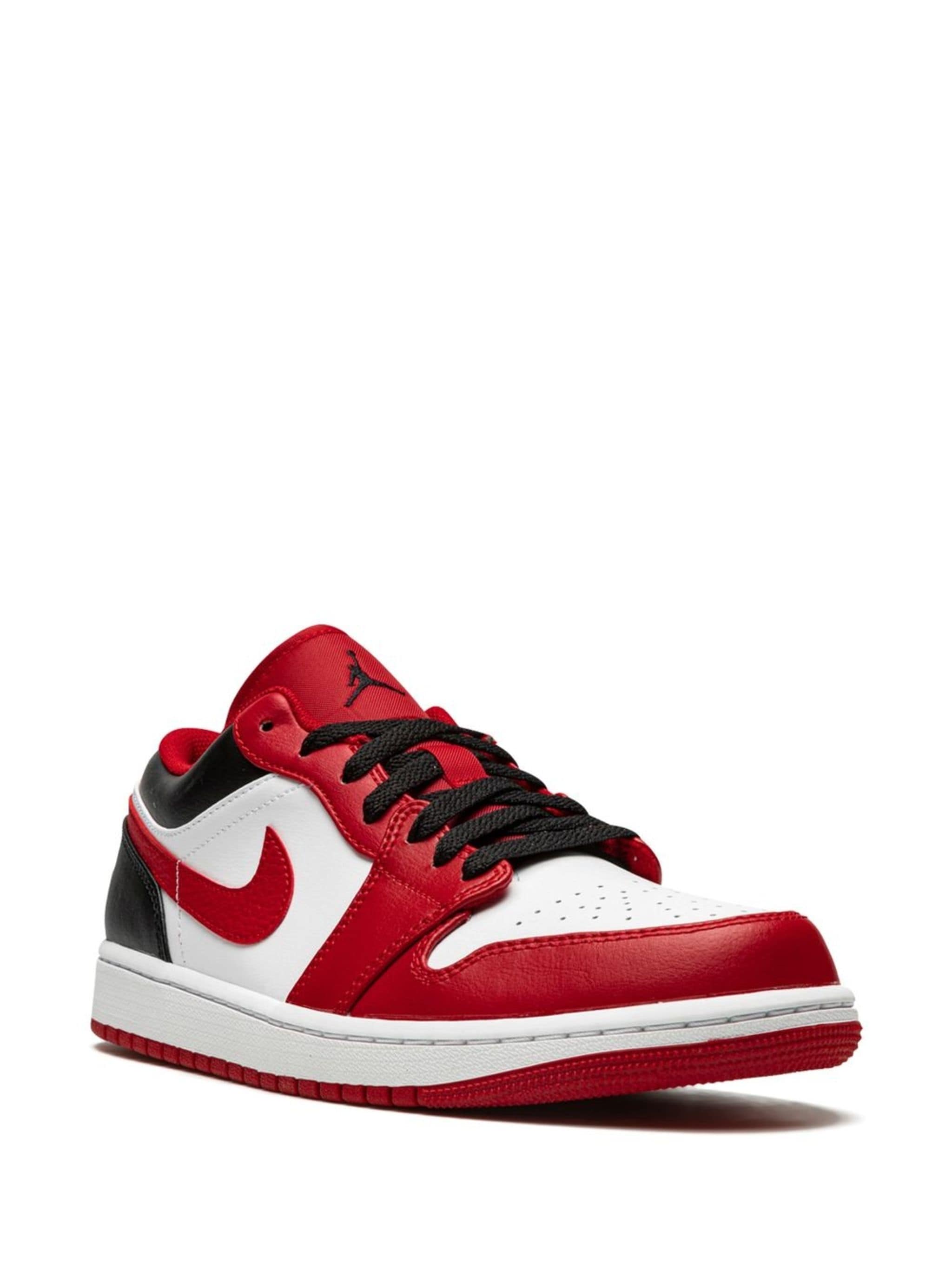 Jordan 1 Low Bred Toe