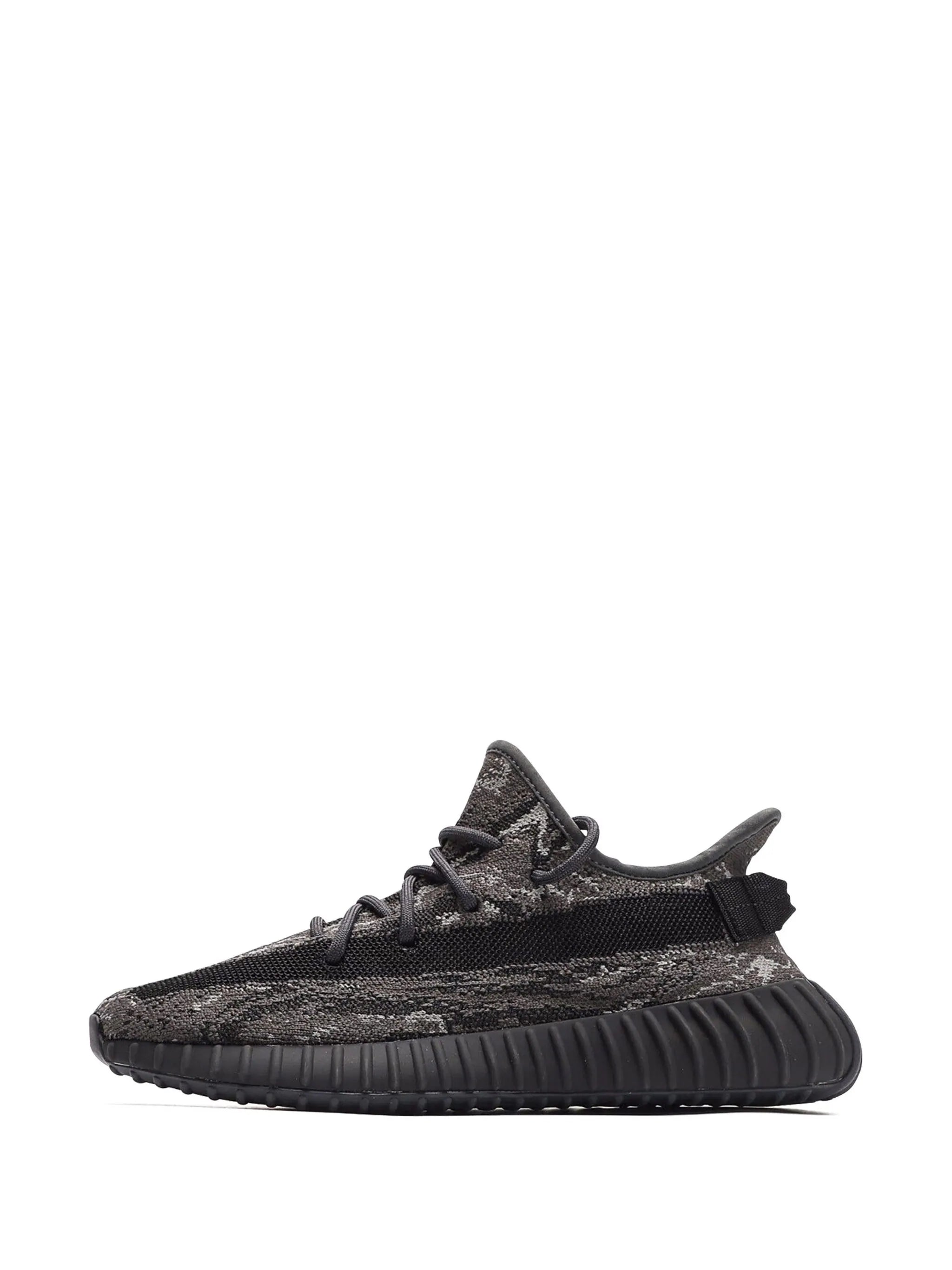 350 V2 MX Dark Salt de adidas x Yeezy Boost