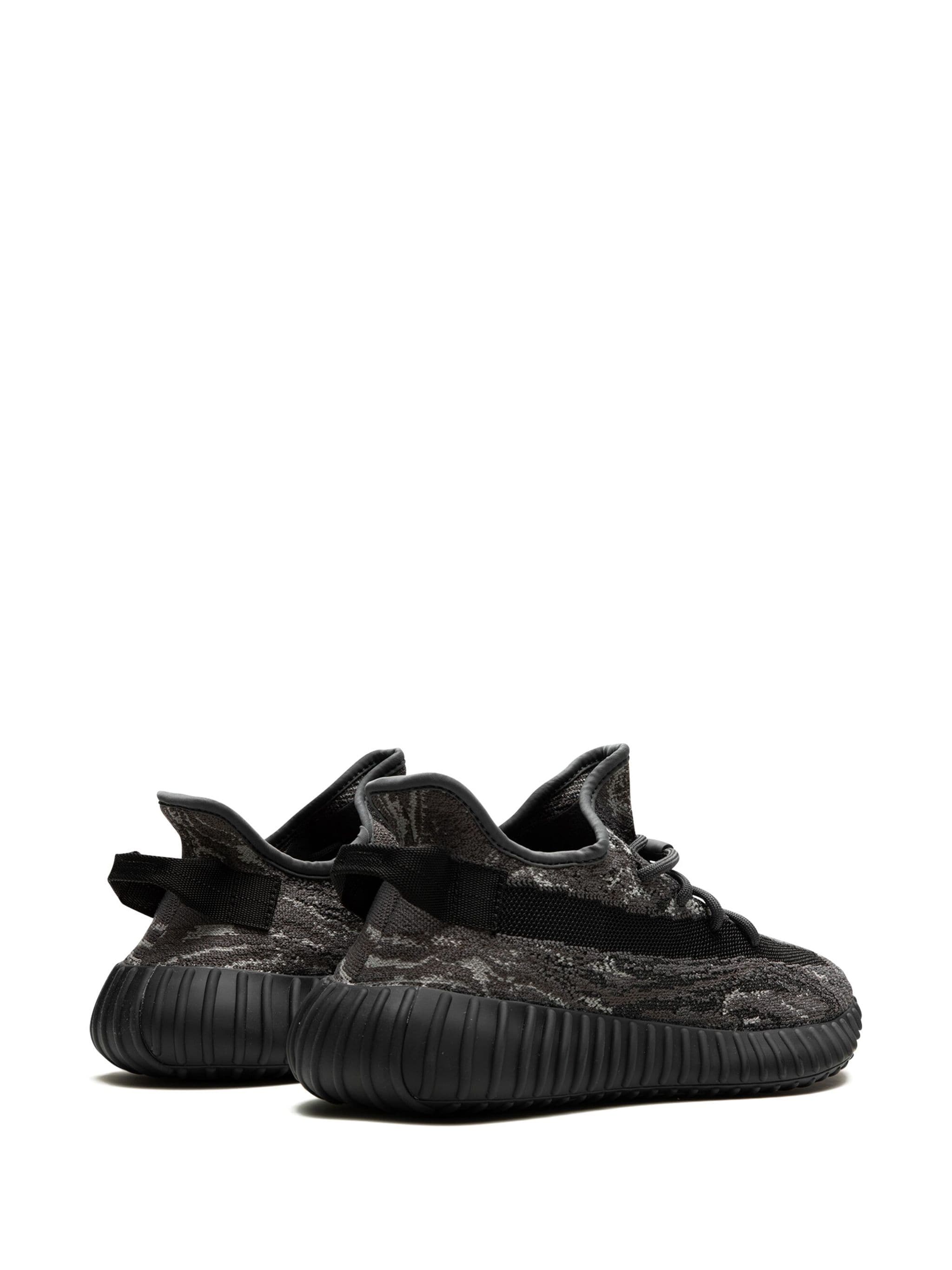 350 V2 MX Dark Salt de adidas x Yeezy Boost