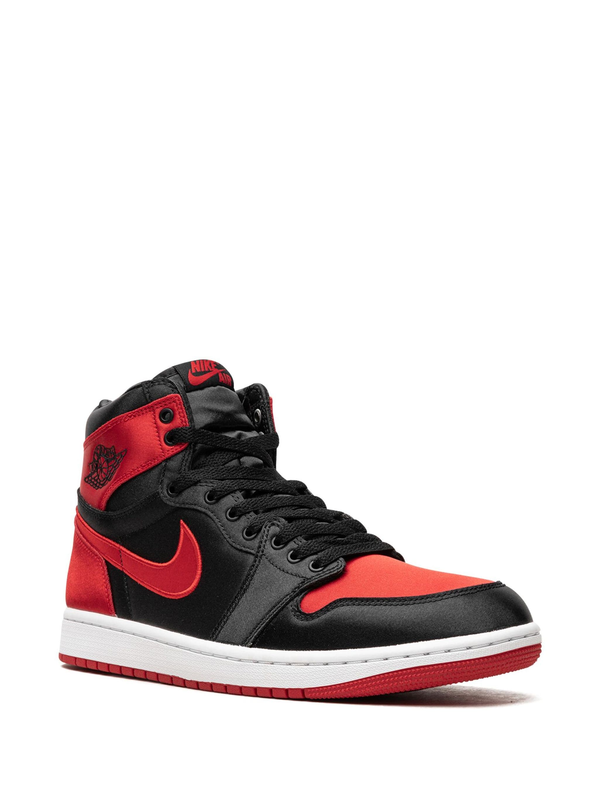Air Jordan 1 Satin Bred (W)